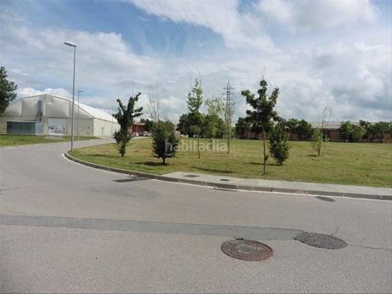 Foto 2481afe1-caf3-4727-be67-4c3055990141. Terreno residencial información en Roda de Ter