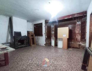 Etagenwohnung in Tona