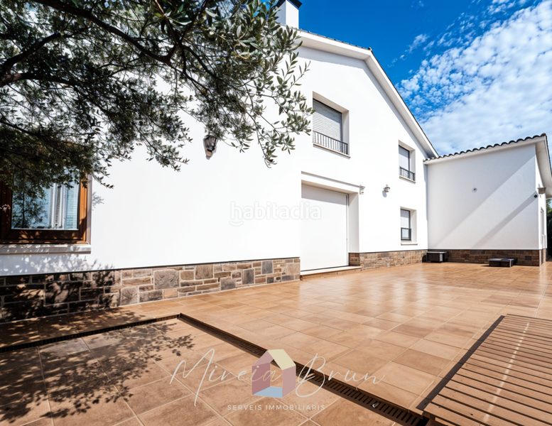 Foto 17ff4b17-6e63-4117-9719-f7df6021ec38. Chalet avec chauffage parking dans Tona