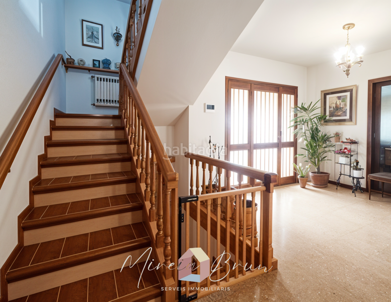 Foto 591dacfc-837e-48cb-bafa-fba68091bc9f. Chalet avec chauffage parking dans Tona