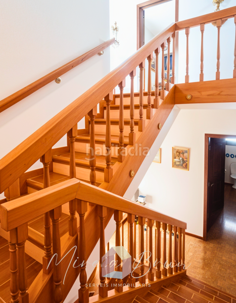 Foto abdcd93d-98d8-48c3-b1a5-671ed1a7e4e5. Chalet avec chauffage parking dans Tona