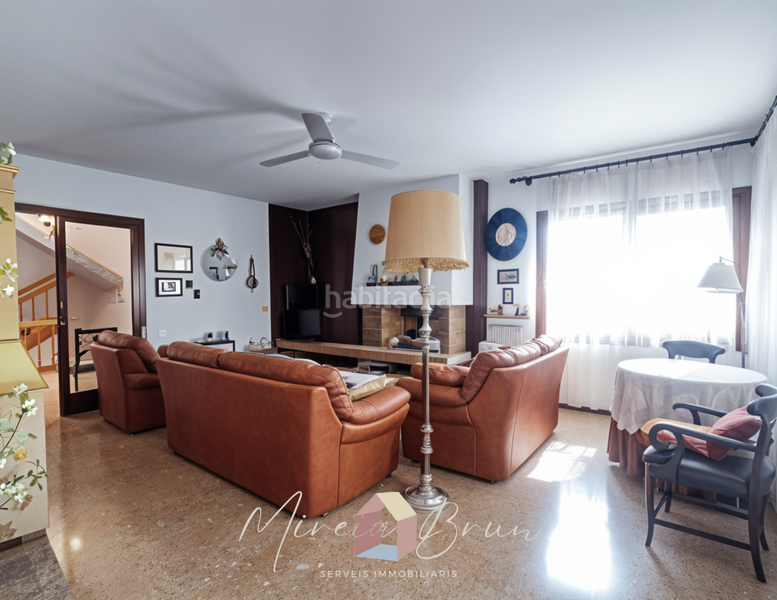 Foto e35c33e9-f12b-4c8f-853a-62f7fbe3c146. Chalet avec chauffage parking dans Tona