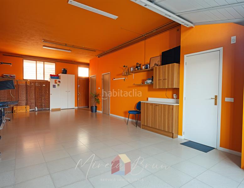 Foto 5d0ae628-a6e8-45be-aba4-ca7cba4cef15. Casa a Estadi-Santa Anna Vic