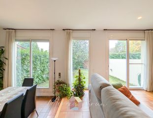 Casa adossada a Tona