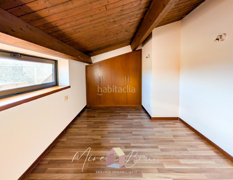 Foto 01d5af1c-eac0-4dd4-9900-bf522a435f91. Duplex with heating parking in Tona