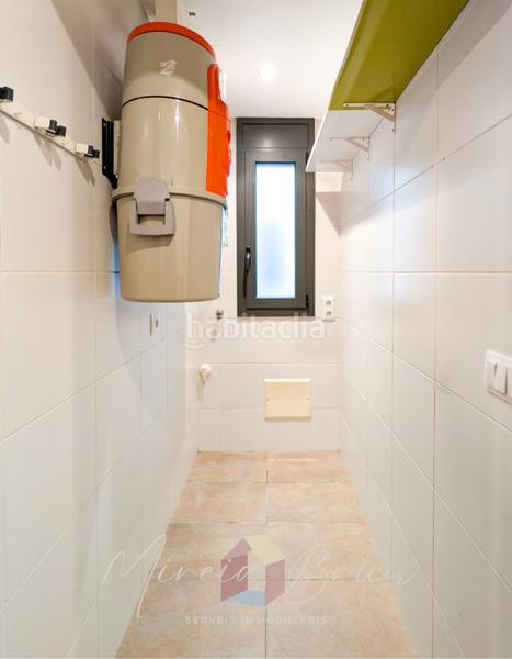 Foto 07ea52e8-0832-48c5-9ff3-21c3bc1a5d7b. Duplex with heating parking in Tona