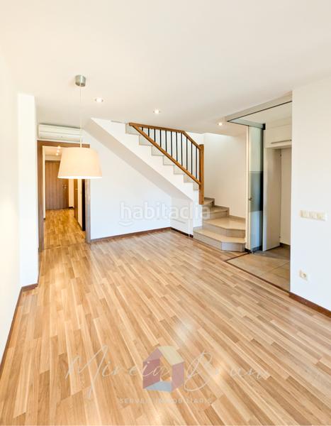 Foto 228f26d3-82f6-44d2-855a-d8a001db5103. Duplex with heating parking in Tona