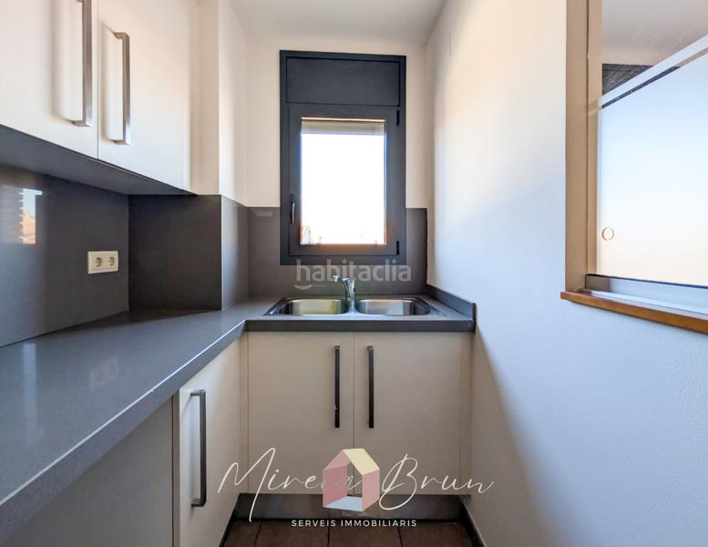 Foto 6cb2bba0-68d3-41d7-b1ca-060e9565a410. Duplex with heating parking in Tona