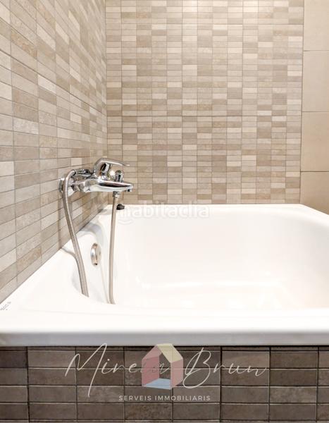 Foto 82c4be46-e848-4daa-9323-d9f97fa09e48. Duplex with heating parking in Tona