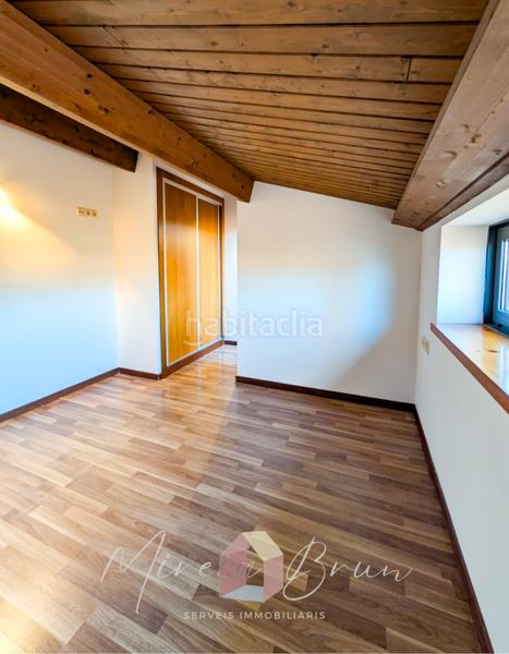 Foto 94071db5-f39c-43fc-ab3f-ba9067f0509a. Duplex with heating parking in Tona