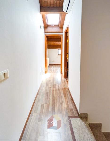 Foto db168548-02cd-402a-bd63-bdd0ae3179cd. Duplex with heating parking in Tona