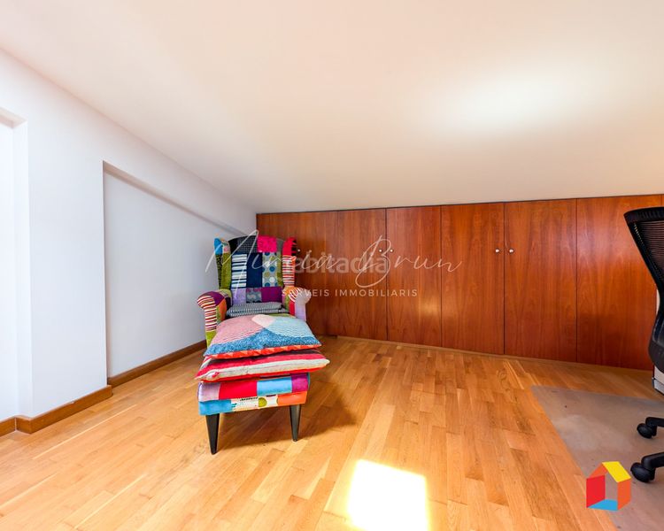 Foto c4b40d82-da78-44a9-96f4-8452e32987e9. Dúplex amb calefacció aparcament a Tona