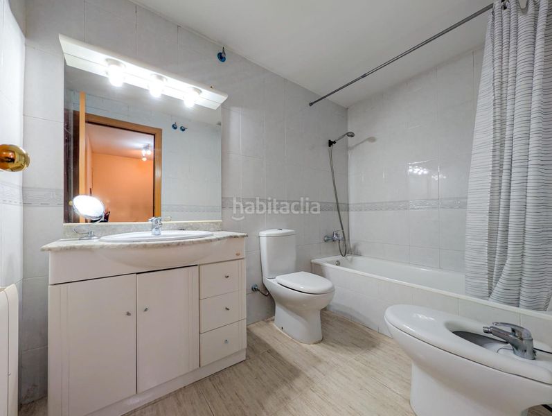 Foto c9de6574-98dc-49be-840d-df7984a1f07f. Piso en Tona