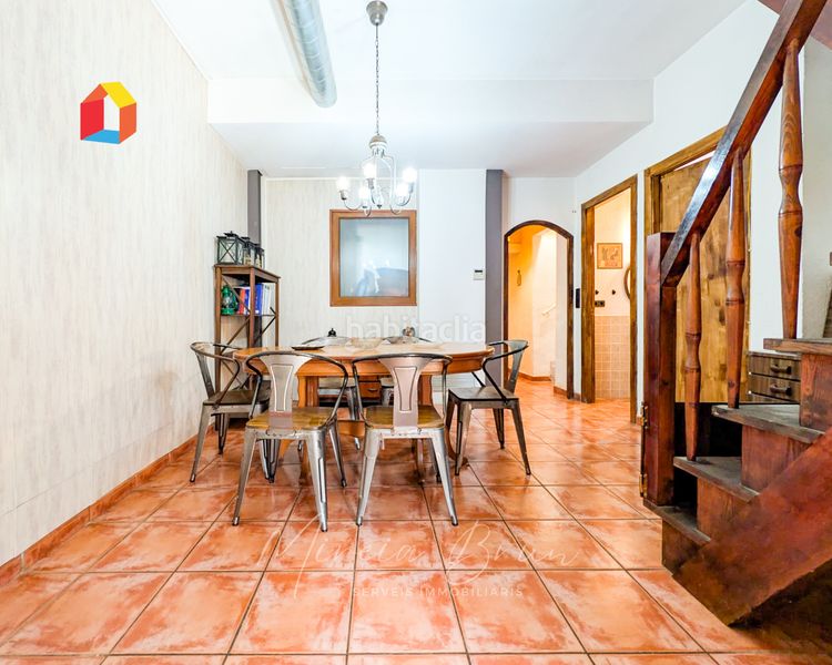 Foto a20e2f5f-f60c-49aa-b657-8fdf7ddf0aca. Casa adosada en Seva