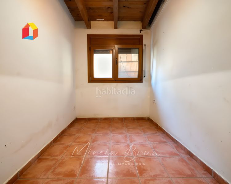 Foto ccb0b871-d1b4-4911-a11e-9e88756a094e. Casa adosada en Seva