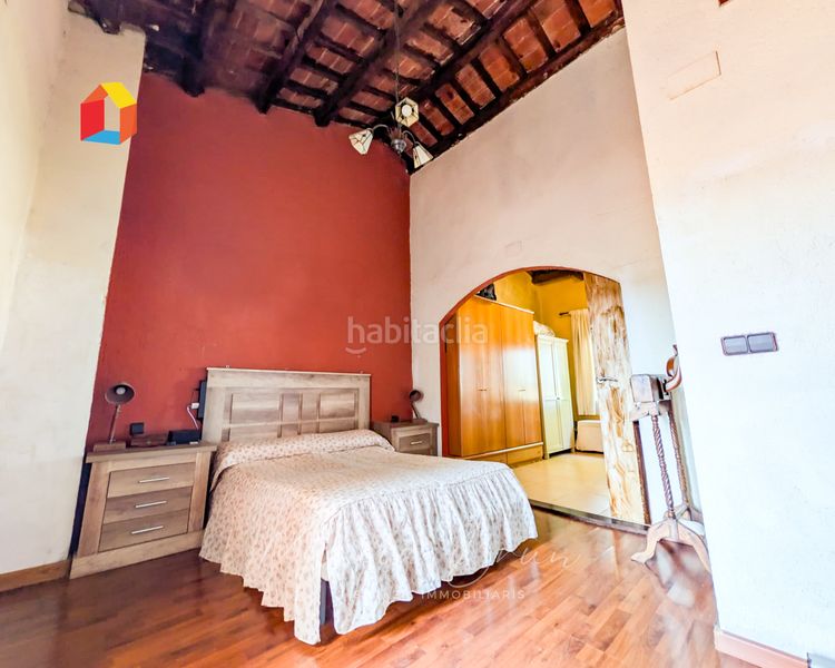 Foto fb03bcf4-5307-448a-a11b-bf3e5d633bb2. Casa adossada amb calefacció aparcament a Seva