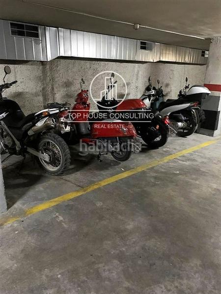 Foto 56328c54-d158-4ad9-b580-92b75a11928c. Autoparkplatz in Centre Arenys de Mar