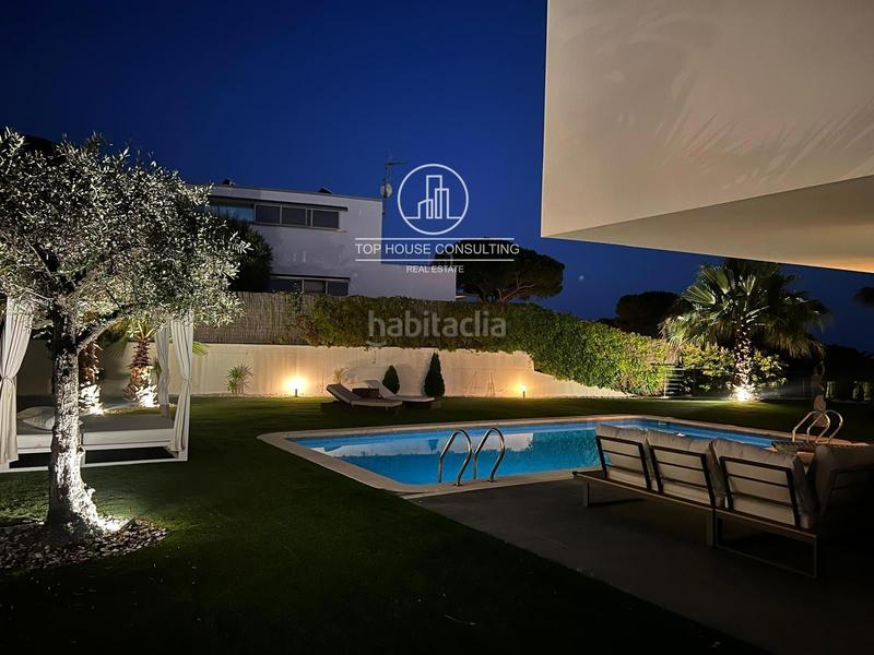 Foto 2433857a-e8a0-496d-9802-b31904a30923. Xalet amb calefacció aparcament piscina a Urbanitzacions Arenys de Mar