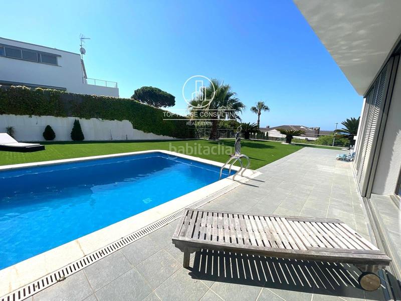 Foto 2ed2a1c1-2bc2-4f0d-b1f6-36981021387e. Xalet amb calefacció aparcament piscina a Urbanitzacions Arenys de Mar