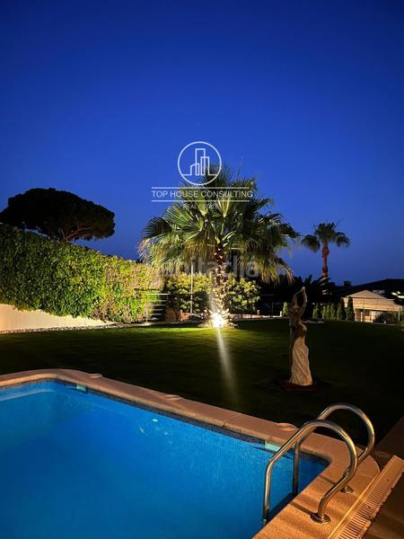 Foto 319c3c5b-8163-4f56-85fd-0084cc002044. Xalet amb calefacció aparcament piscina a Urbanitzacions Arenys de Mar