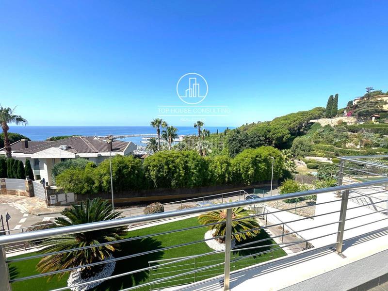 Foto 6803b18a-6ad1-4ed2-acbe-cacf058cafe8. Xalet amb calefacció aparcament piscina a Urbanitzacions Arenys de Mar