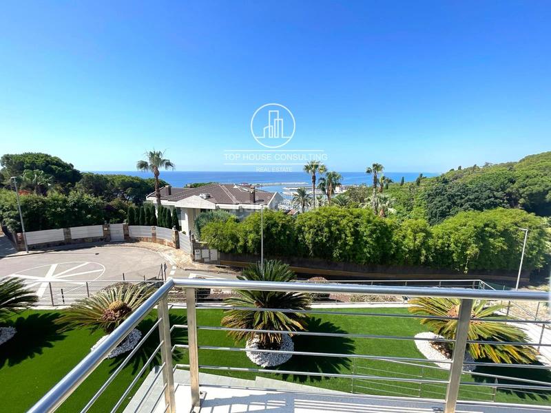 Foto cc507773-5a8c-49ec-8c28-db70ca30261d. Xalet amb calefacció aparcament piscina a Urbanitzacions Arenys de Mar