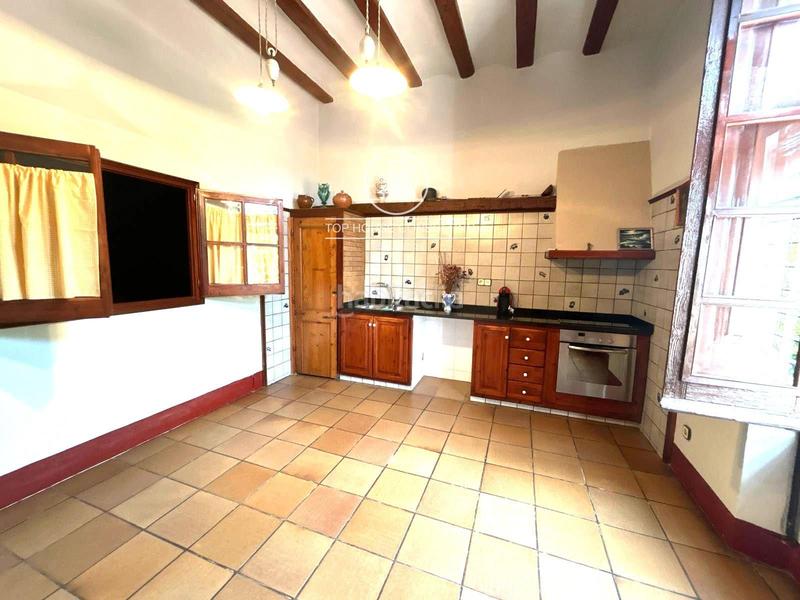 Foto a2ee46fe-56b1-4db4-8478-c3120cd4c4ed. Alquiler casa masía 2 casas en 1 en alquiler en Centre Arenys de Mar