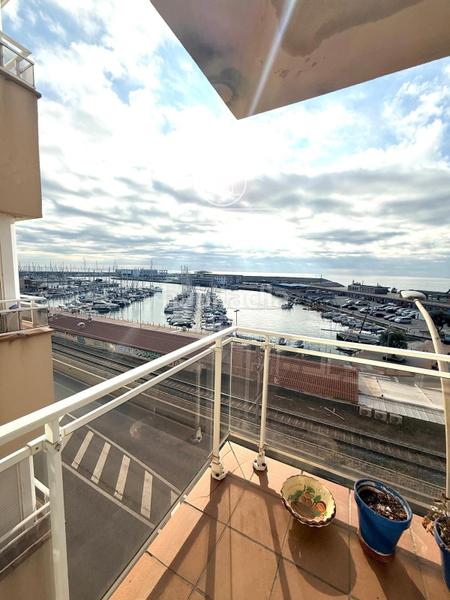 Foto 60bb4a21-cce6-4614-8b90-eb25aa58e9ee. Piso en Centre Arenys de Mar