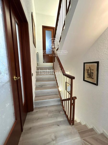 Foto 351eddbb-ee96-4cc5-8128-d1178b156114. Casa adossada amb calefacció aparcament a Zona alta Arenys de Mar