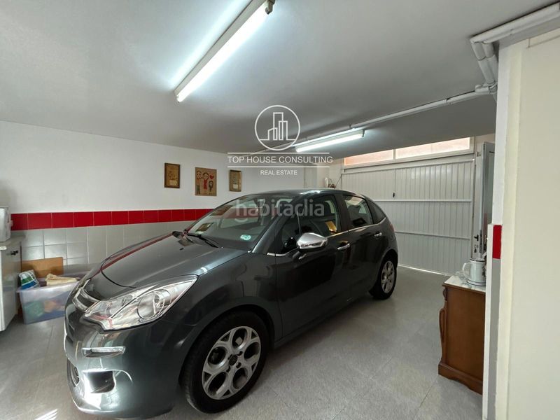 Foto 4b8d9391-e8db-4255-bb5d-e04a3e089345. Casa adossada amb calefacció aparcament a Zona alta Arenys de Mar