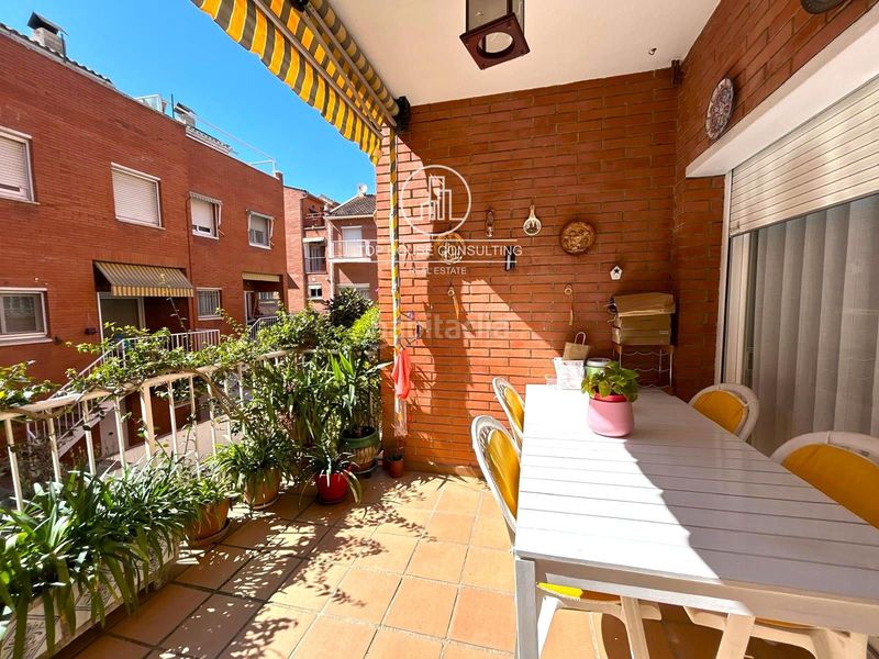 Foto aba9557c-003a-42c6-b7db-ae258b3badd3. Casa adossada amb calefacció aparcament a Zona alta Arenys de Mar