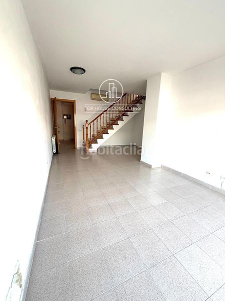 Foto f097aa1e-1e78-437c-ad0e-d7299addec6a. Dúplex amb calefacció aparcament piscina a Zona alta Arenys de Mar