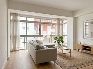 Pis  Juan xxiii. Piso de 4 habitaciones para reformar en castell�n