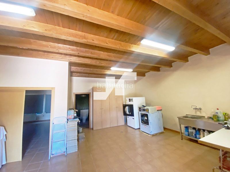 Foto 1719d502-f2a4-4935-9f71-25ae65a542df. Edifici a Orea