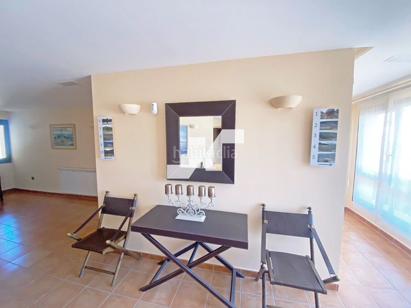 Foto 889d9e3d-fe58-43f2-9732-dcbd67f1fa68. Edifici a Orea
