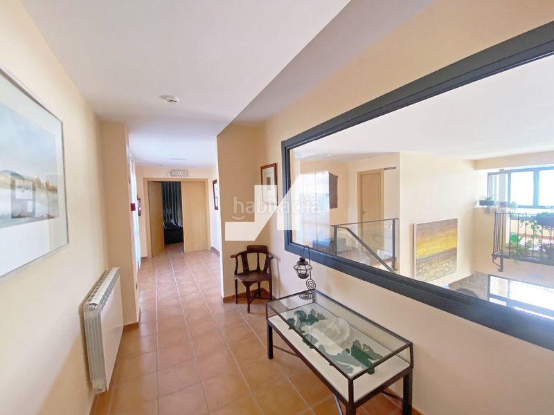 Foto 99b2bf05-c13e-4885-a451-ca5ad6def9e5. Edifici a Orea