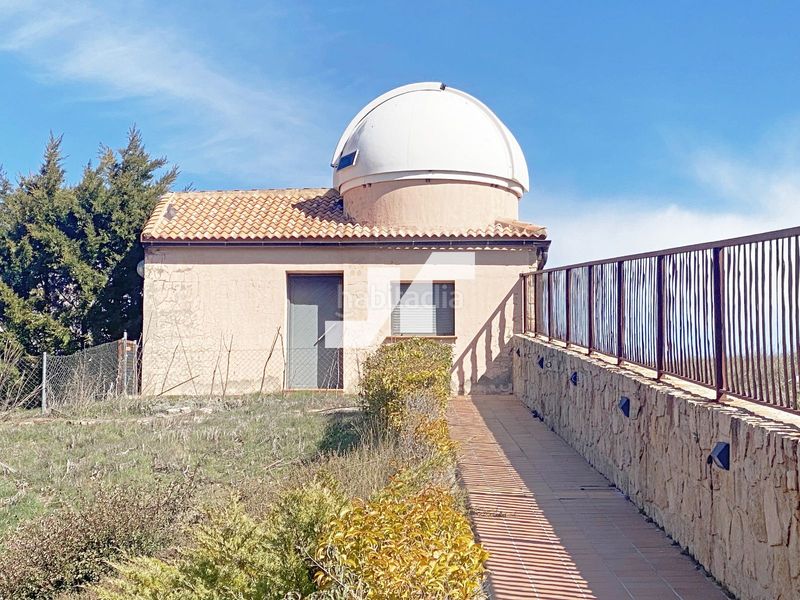 Foto d50db0a4-20b0-4ee6-a171-511ba18a64e6. Edifici a Orea