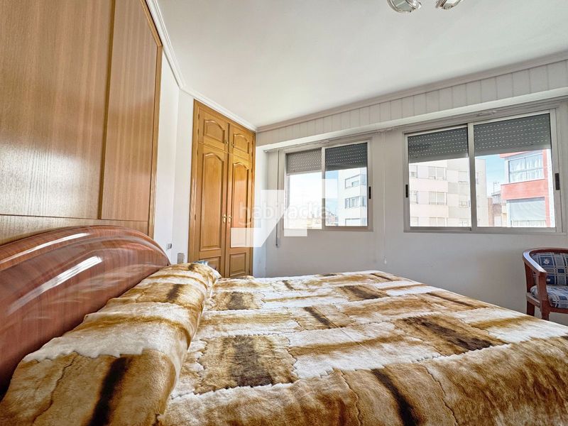 Foto d39dc8c9-425f-48de-8d99-222792274145. Edifici a Llombai Burriana