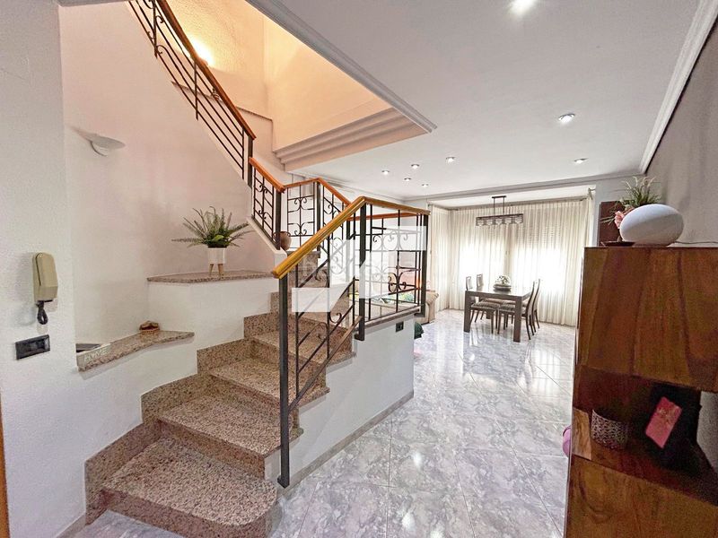 Foto d622f73e-27b9-4338-a5f9-1c46fb44d3b3. Casa a Centro Almazora / Almassora
