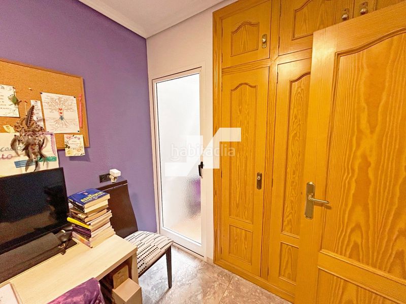 Foto fcd17ce1-ed0f-4710-a117-bbef3e6195cc. Casa a Centro Almazora / Almassora