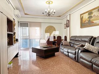 Pis  Escorredor. Piso de 4 habitaciones con garaje en burriana