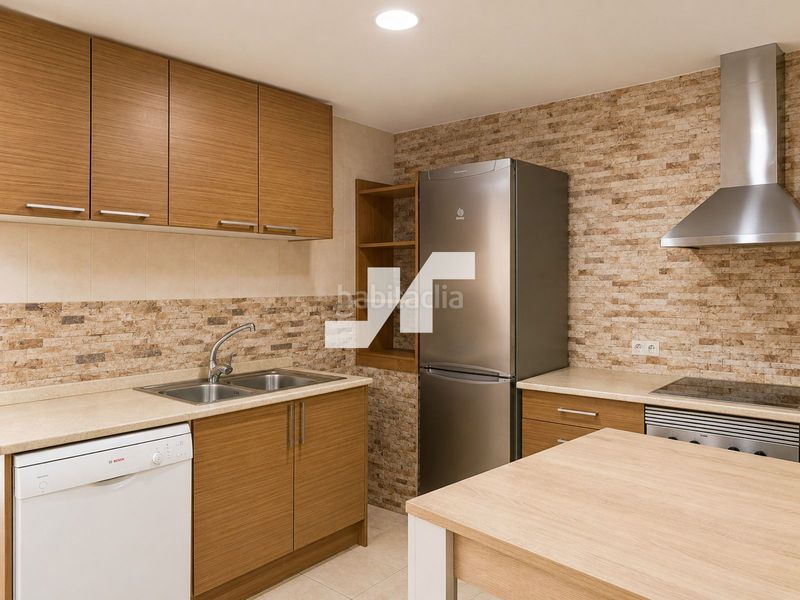 Foto 81cd91c4-ddea-4694-8240-dadc929e6370. Casa a Centro Oropesa del Mar