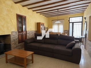 Casa  Dr fleming. Casa con terrazas en el centro de oropesa