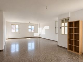 Pis  Torrehermosa. Piso exterior con potencial de reforma en vilareal