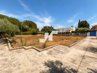 Finca rústica  Cap de santa pola. Terreno urbano de 1.782 m en vilareal