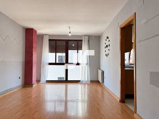 Appartement  Joan bautista llorens. Piso de 3 habitaciones con ascensor en vilareal