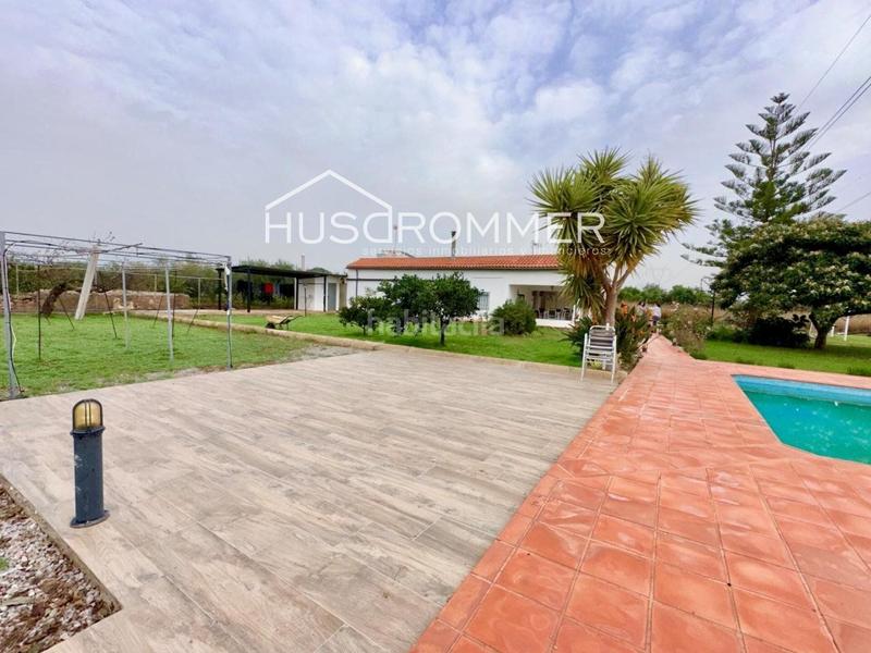 Foto 934d3960-e5d3-457a-8474-dd4271bb273f. Xalet amb aparcament piscina a Madrigal Villarreal / Vila - real