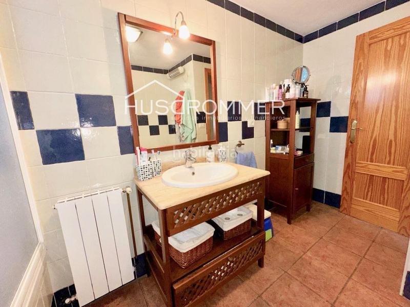 Foto a8746823-8875-4a23-8d49-0728640da332. Xalet amb aparcament piscina a Madrigal Villarreal / Vila - real