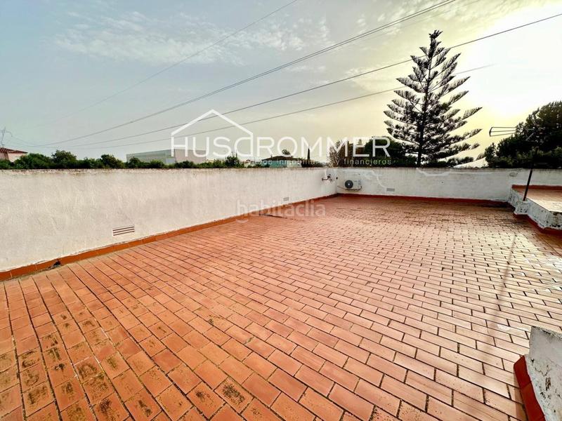 Foto b7d8fd80-bad4-4c05-b17f-d1a490c1bde1. Xalet amb aparcament piscina a Madrigal Villarreal / Vila - real