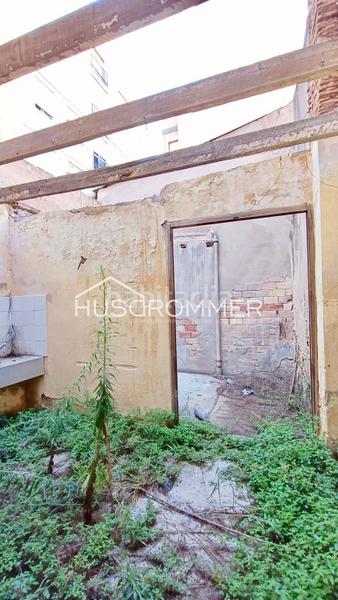 Foto b1c6f35c-7cc1-4256-b50c-aaca990c5e84. Casa con parcheggio in Centro Villarreal / Vila - real